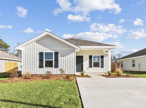 6161 Pin Oak Drive East, Theodore, AL 36582