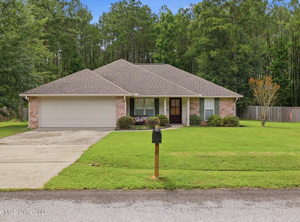 253 Lost Orchard Drive, Purvis, MS 39475