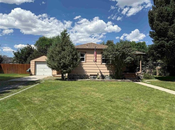 2105 Stampede Ave, Cody, WY 82414