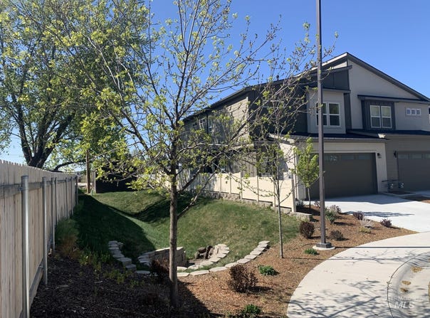 941 E Bissett Street, Meridian, ID 83642