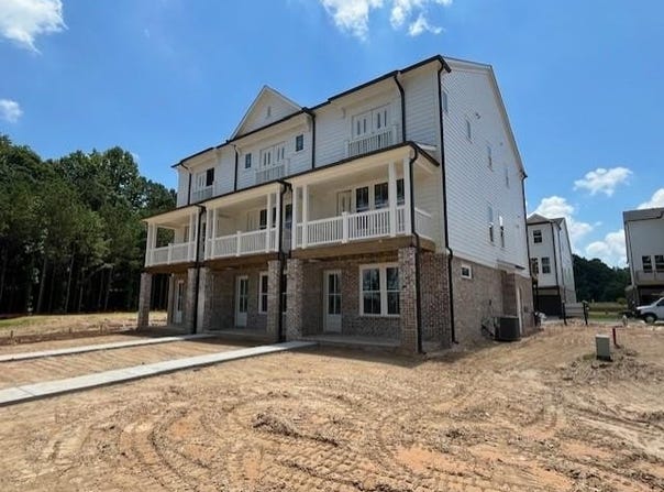 221 Village Overlook, Canton, GA 30114