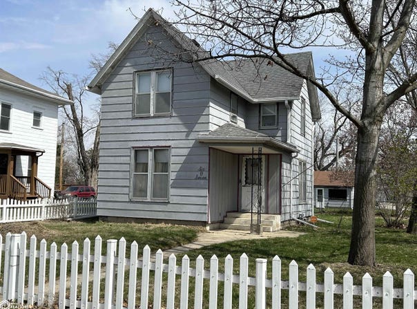 607 N 2nd Avenue, Marshalltown, IA 50158