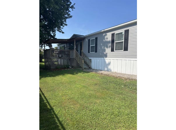 161 Township Road 1189, South Point, OH 45680