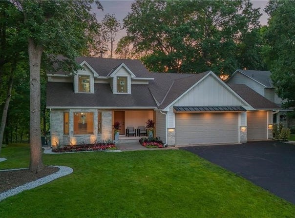 9421 Dallas Lane N, Maple Grove, MN 55369