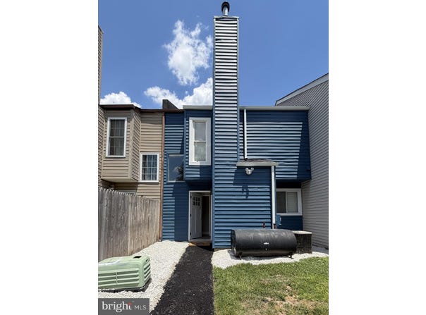 2054 GENERALS Way, DOVER, DE 19901