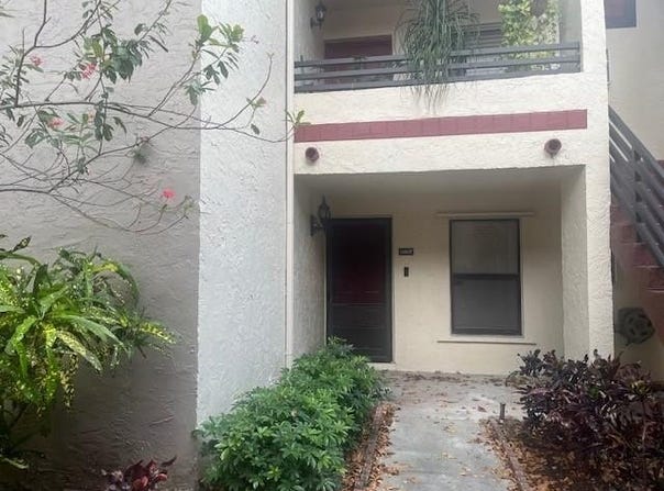 11537 NW 10th St, Pembroke Pines, FL 33026