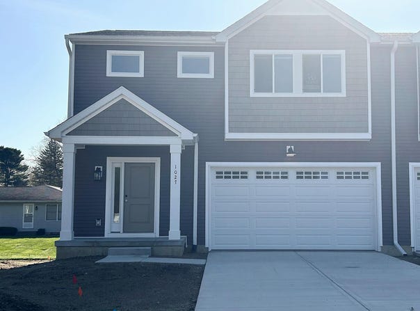 1027 Rebecca Street, Marshall, MI 49068