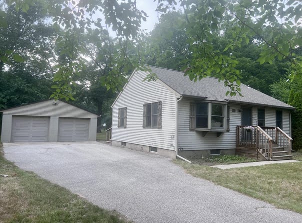57 N Stewart Street, Muskegon, MI 49442