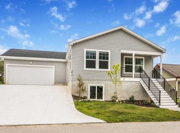 3874 Falling Leaf Trail, Traverse City, MI 49686