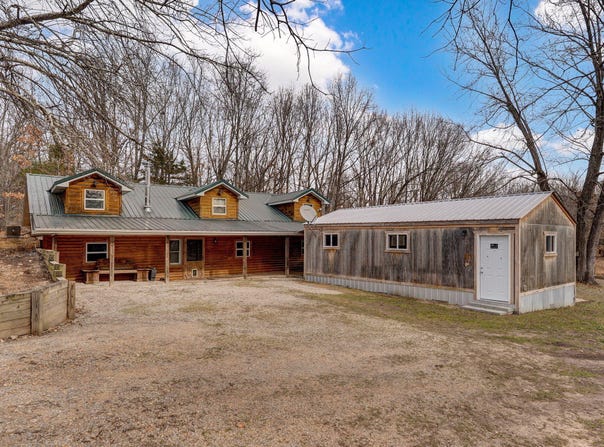 1355 State Highway 32, Long Lane, MO 65590