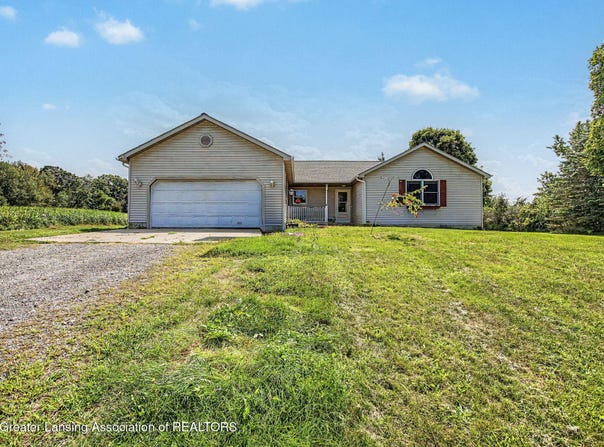 5165 Stimson Road, Eaton Rapids, MI 48827