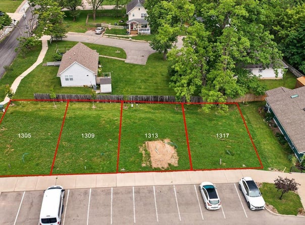 1313 E Short Street, Bloomington, IN 47401