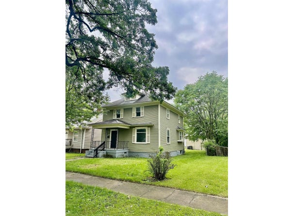 2222 Drexel Avenue, Fort Wayne, IN 46806