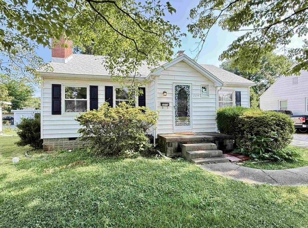 2214 Bellemeade Avenue, Evansville, IN 47714