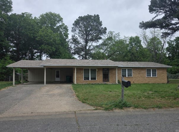 2 White Oak Drive, Conway, AR 72034