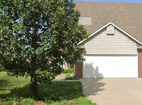 2418 Surrey Drive, Lawrence, KS 66046