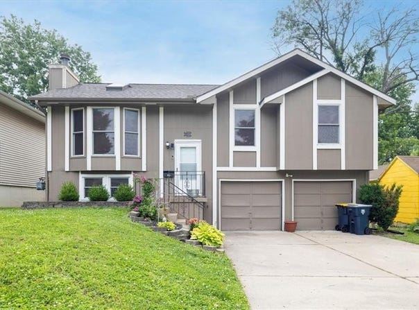 5011 N Elmwood Avenue, Kansas City, MO 64119