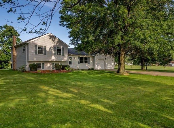 7505 N Honeytown Road, Smithville, OH 44677