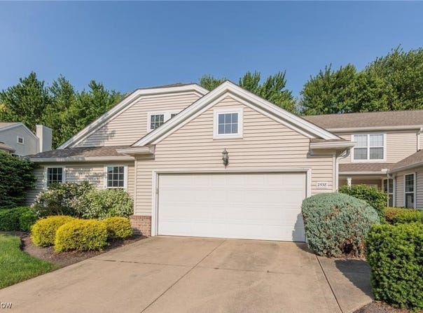 2538 Wyndgate Court unit: 2538, Westlake, OH 44145