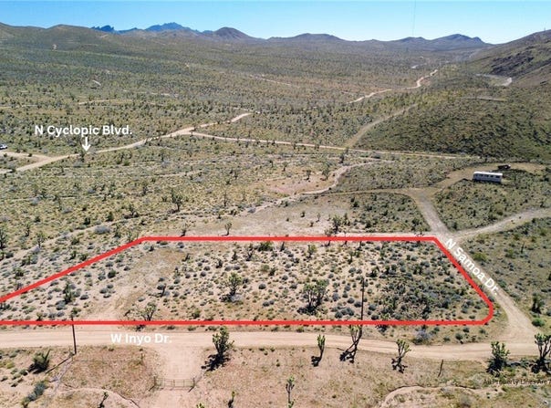 329-08-242 W INYO Drive, White Hills, AZ 86445
