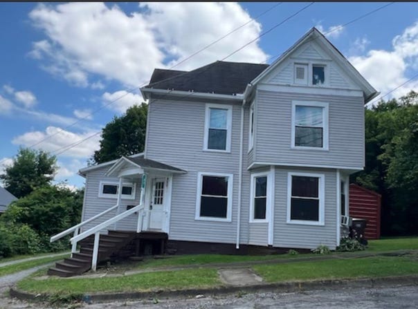 86 W Main St, Greenville Boro, PA 16125
