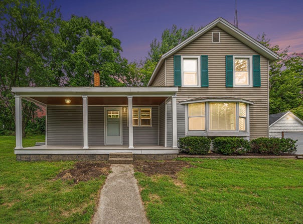 431 Railroad Street, Chelsea, MI 48118