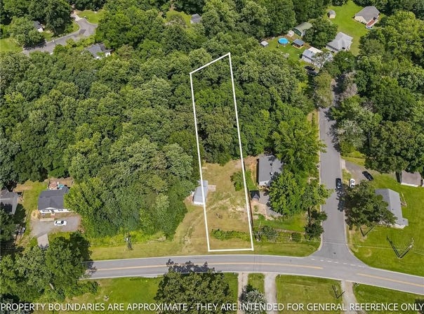 4604 Southern Webbing Mill Road, Greensboro, NC 27405