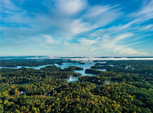 76.66 acres Frontage Road and Knollwood Drive Road unit: Keowee Interior, Seneca, SC 29678