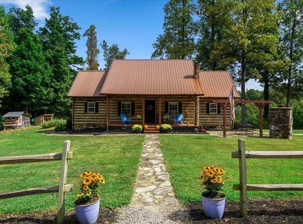 9653 Mckee Road, Irvine, KY 40336