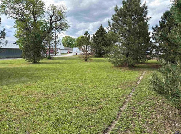 524 S Topeka, Lyndon, KS 66451