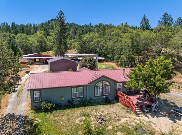 3615 Redwood Highway, Grants Pass, OR 97527
