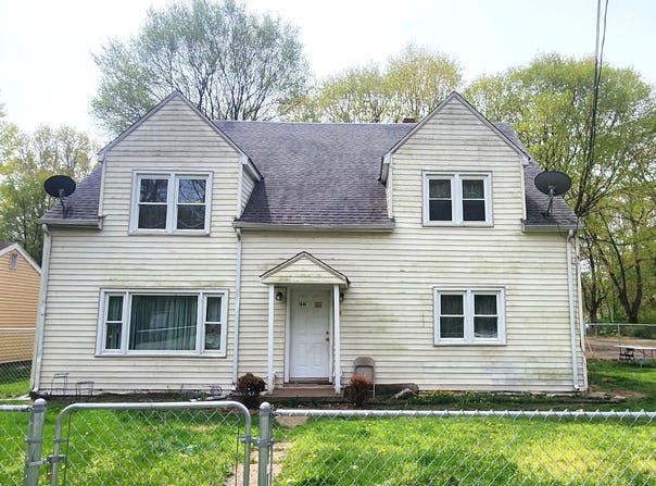 1636 E Britain Avenue, Benton Harbor, MI 49022