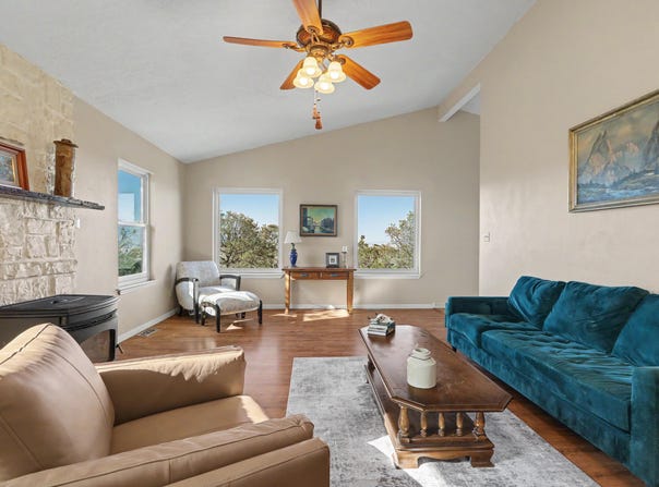2 Tierra Linda, Edgewood, NM 87015