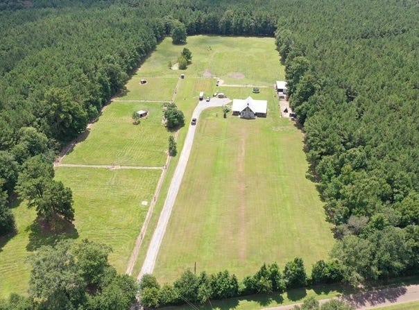 7096 Jim Burns Road, Silsbee, TX 77656