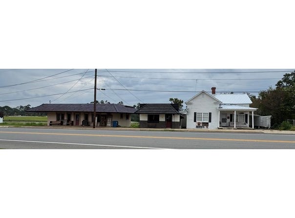 212 W Liberty Avenue, Lyons, GA 30436