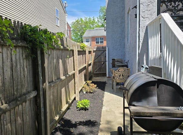 129 PASSAIC STREET, TRENTON, NJ 08618