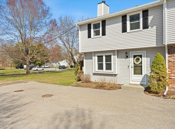 6 Robin Circle, Norton, MA 02766