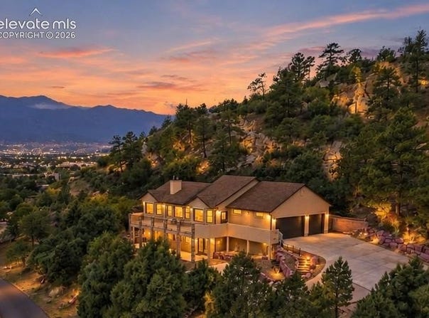 1924 Payton Circle, Colorado Springs, CO 80915