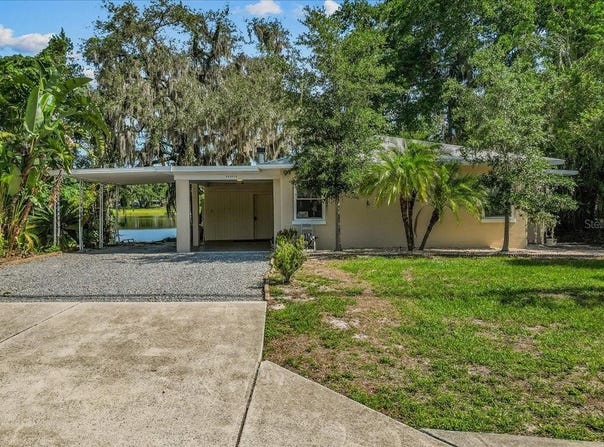 11 PLUMOSA AVENUE, CASSELBERRY, FL 32707