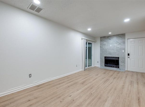4502 Gaston Avenue, Dallas, TX 75246