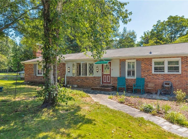 428 Doyle Street, Westminster, SC 29693