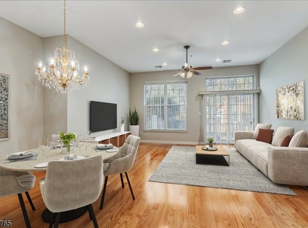 1302 Four Seasons Dr, Wayne Twp., NJ 07470
