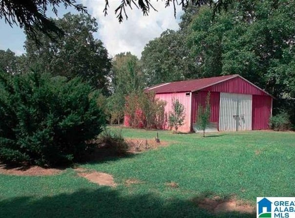 220 DOUBLE OAK ROAD, WARRIOR, AL 35180