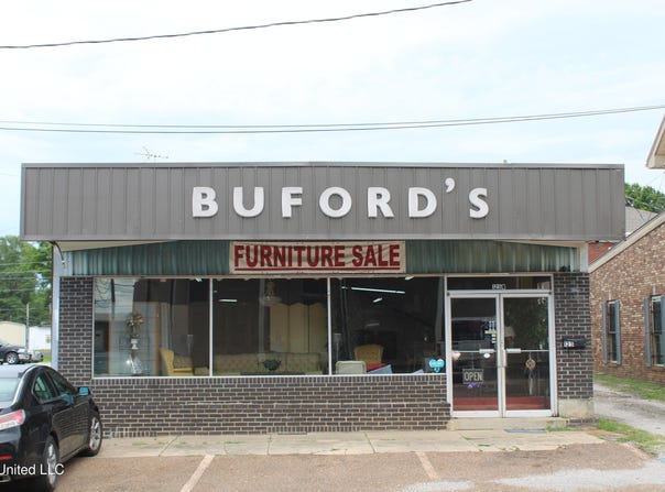 125 N Market Street, Holly Springs, MS 38635