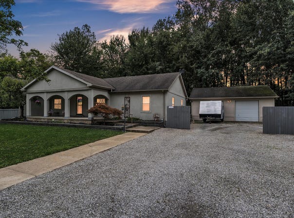 25119 Woodruff Road, Flat Rock, MI 48134