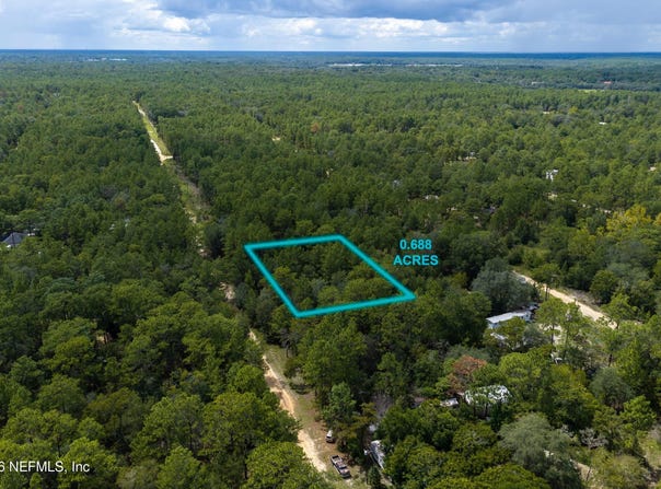 6104 JUILLIARD Avenue, Keystone Heights, FL 32656