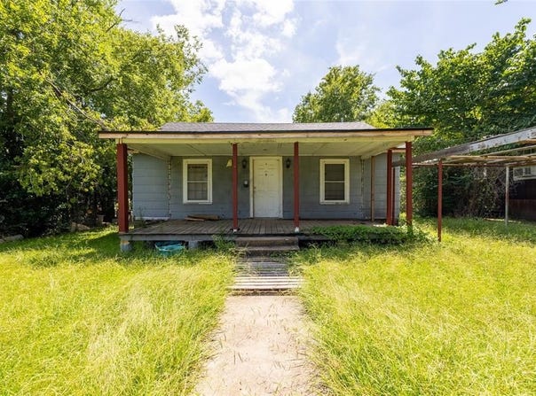 914 W Angeline Street, Groesbeck, TX 76642