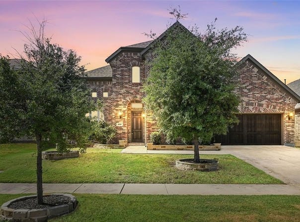 1604 Monahan Drive, Lantana, TX 76226