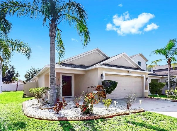 7724 MAROON PEAK DRIVE, RUSKIN, FL 33573