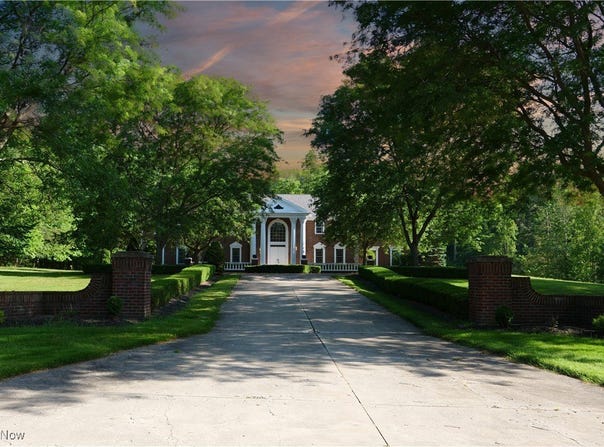 8600 Sanctuary Drive, Mentor, OH 44060
